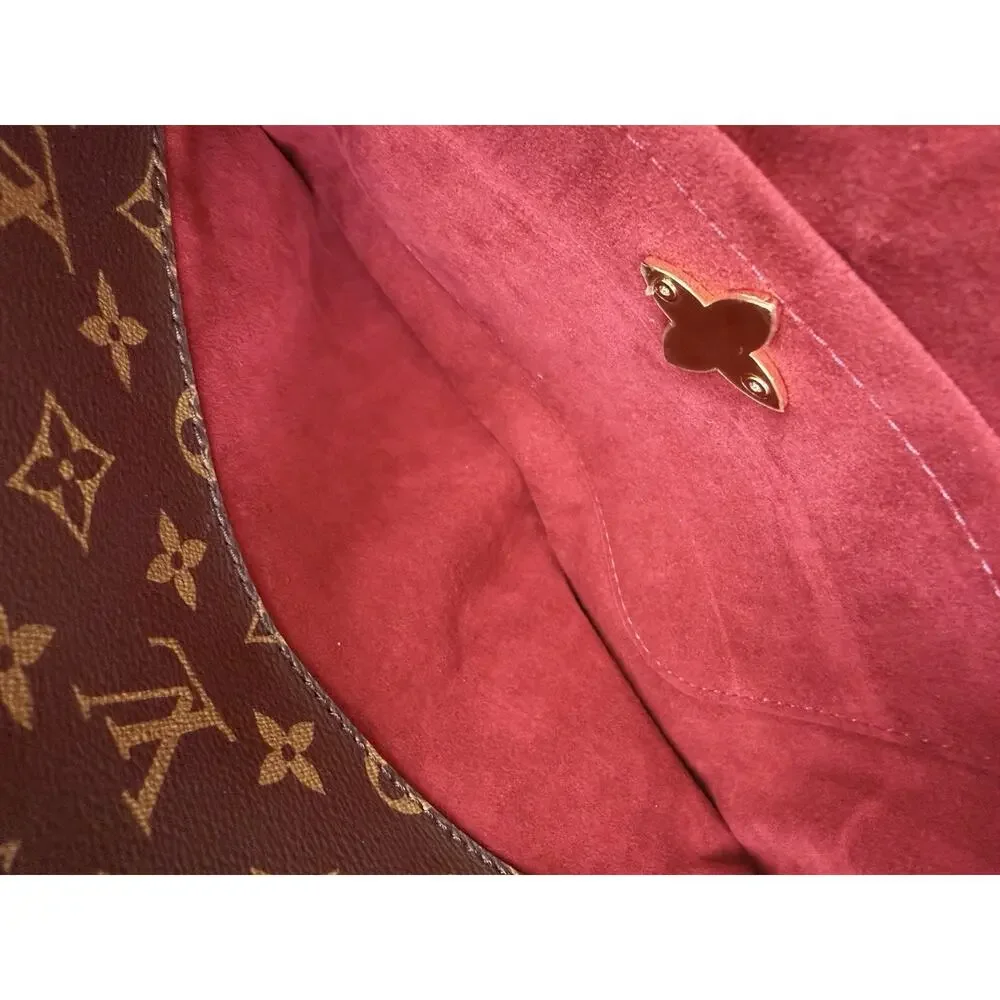 Louis Vuitton crossbody - Nearly New, Wine Trim, Original Box & Bag
